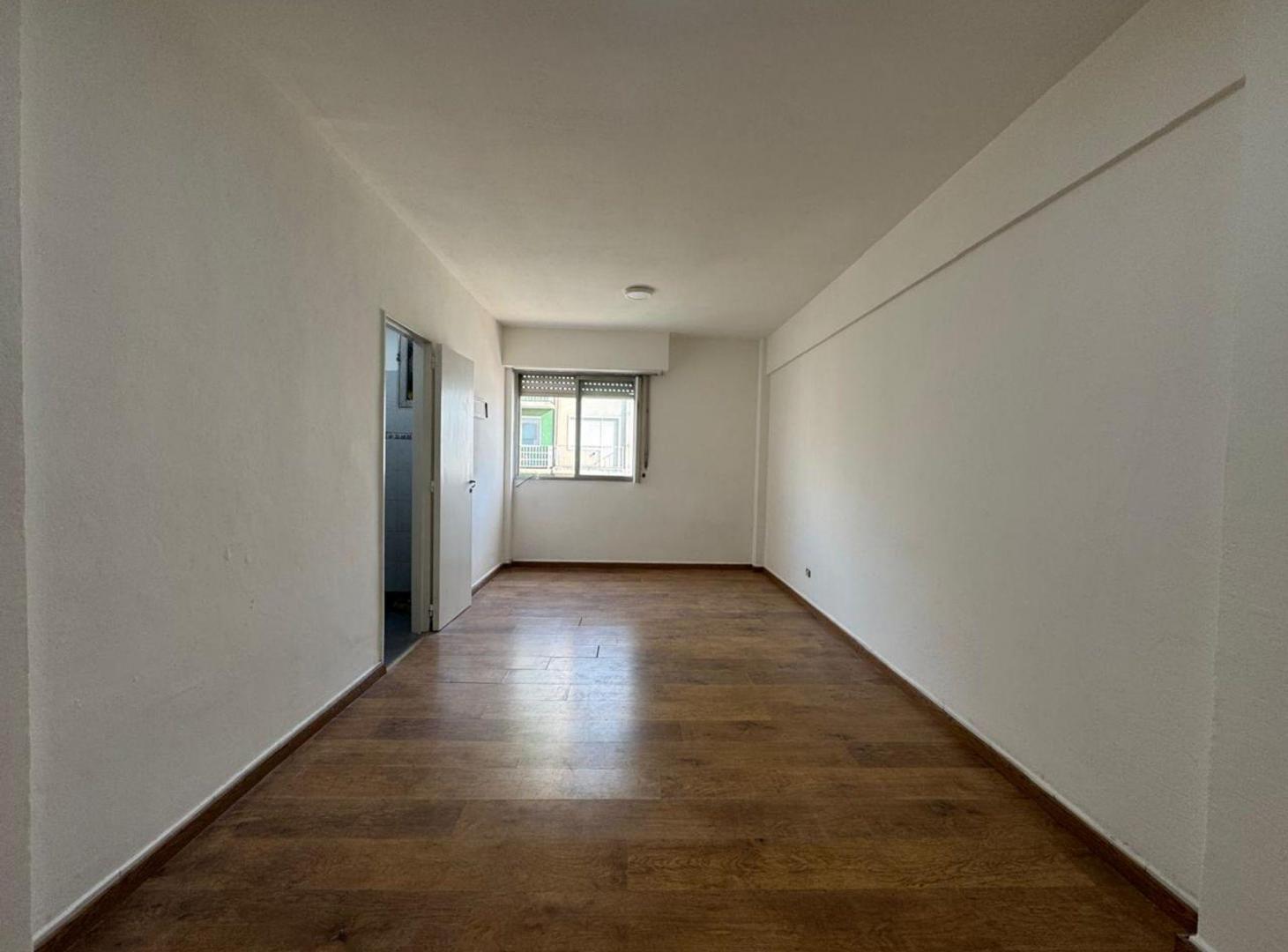 Foto de VENTA MONOAMBIENTE FRENTE RECICLADO A MTS TORREON, imagen 5