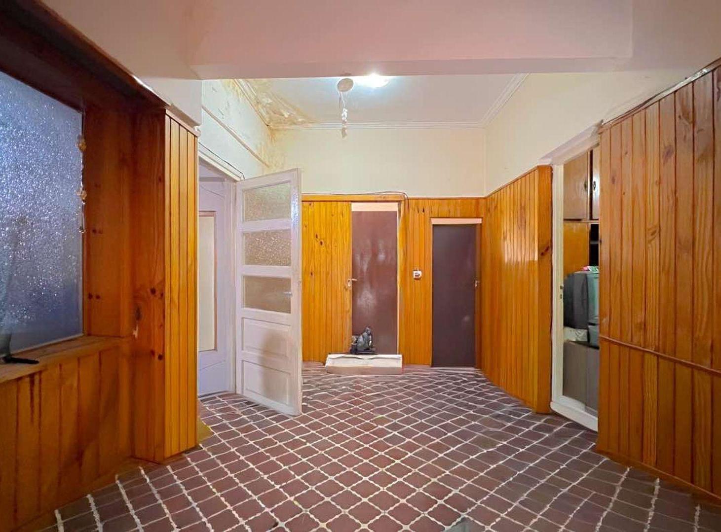 Foto de VENTA CASA CON LOCAL Y GARAGE A RECICLAR, imagen 5