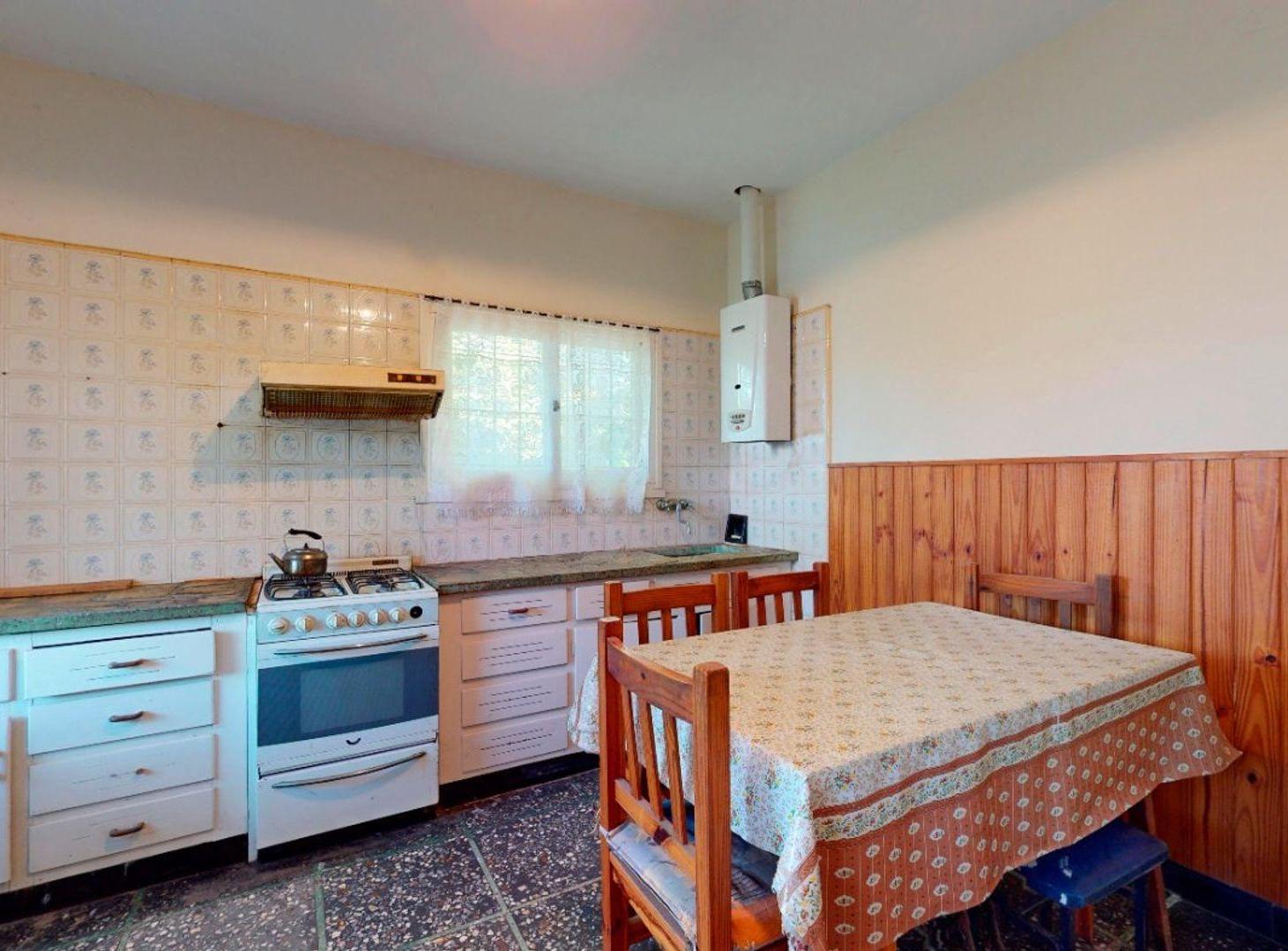 Foto de VENTA CASA 3AMBIENTES CON JARDÍN–BARRIO EL GAUCHO, imagen 2