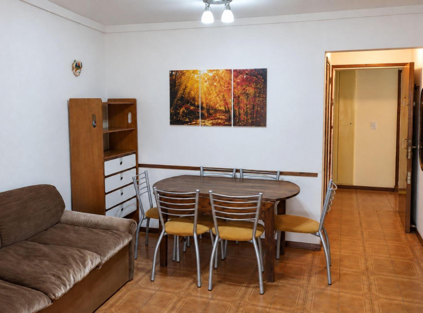 Foto de VENTA DEPARTAMENTO MONOAMBIENTE CON PATIO CENTRO, imagen 4