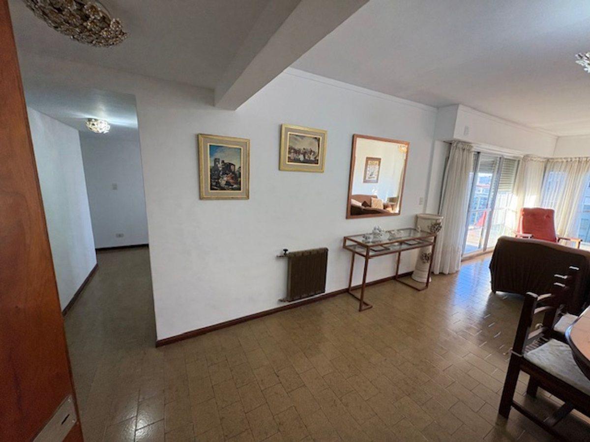 Foto de VENTA SEMIPISO FRENTE AL MAR CON COCHERA, imagen 5