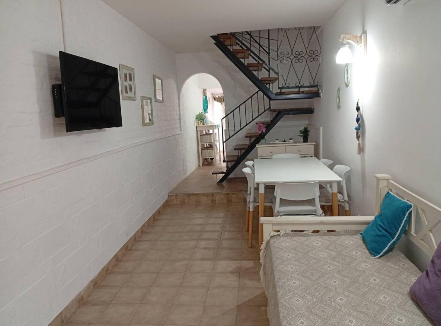 Foto de VENTA PH 2 AMB. BARRIO CONSTITUCION SIN EXPENSAS, imagen 1