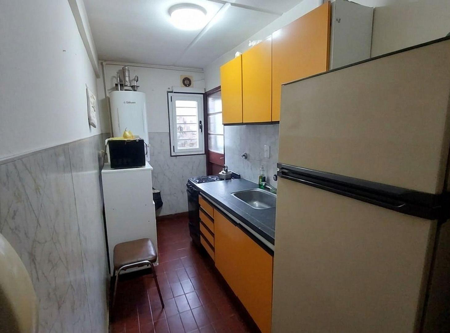 Foto de VENTA PERMUTA DTO 4 AMBIENTES LUMINOSO SANTA RITA, imagen 1