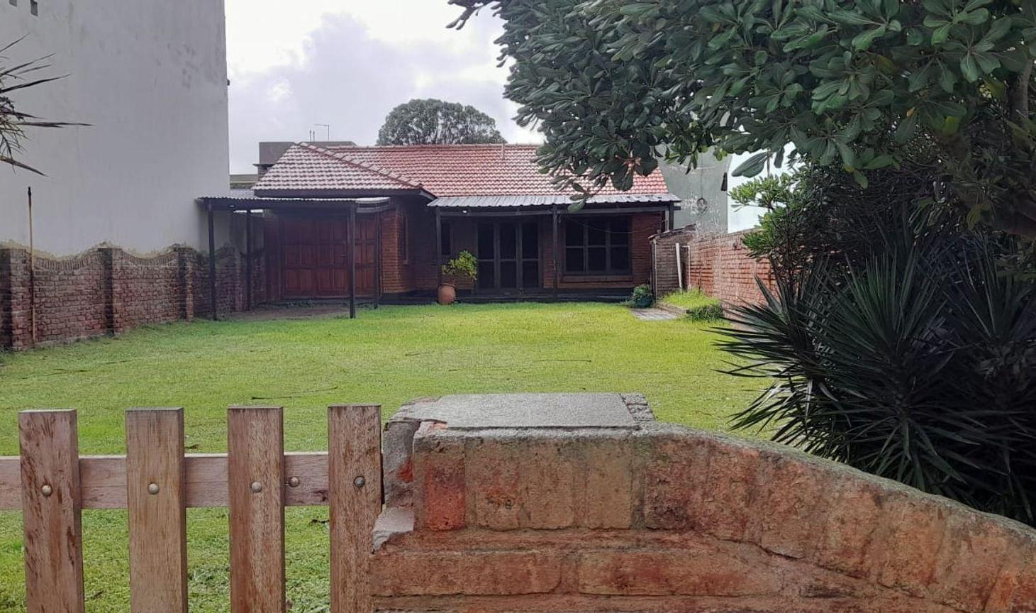 Foto de VENTA CASA CON GRAN PARQUE SANTA CLARA DEL MAR, imagen 1
