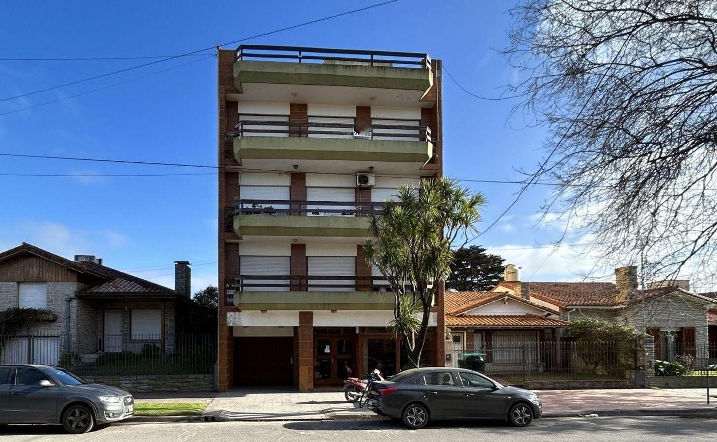 Foto de Venta departamento 3 amb. con dependencia Miramar, imagen 1