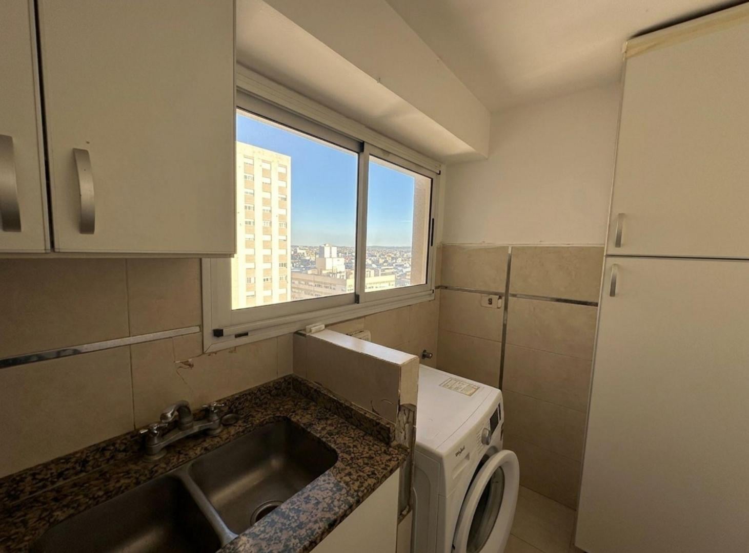 Foto de VENTA DPTO. 4 AMB. CON COCHERA VISTA PANORÁMICA, imagen 2
