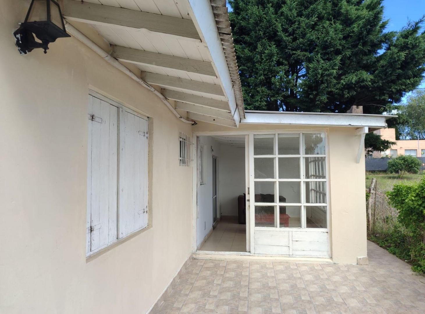 Foto de VENTA CASA 3 AMBIENTES CON PARQUE EN SAN JACINTO, imagen 3