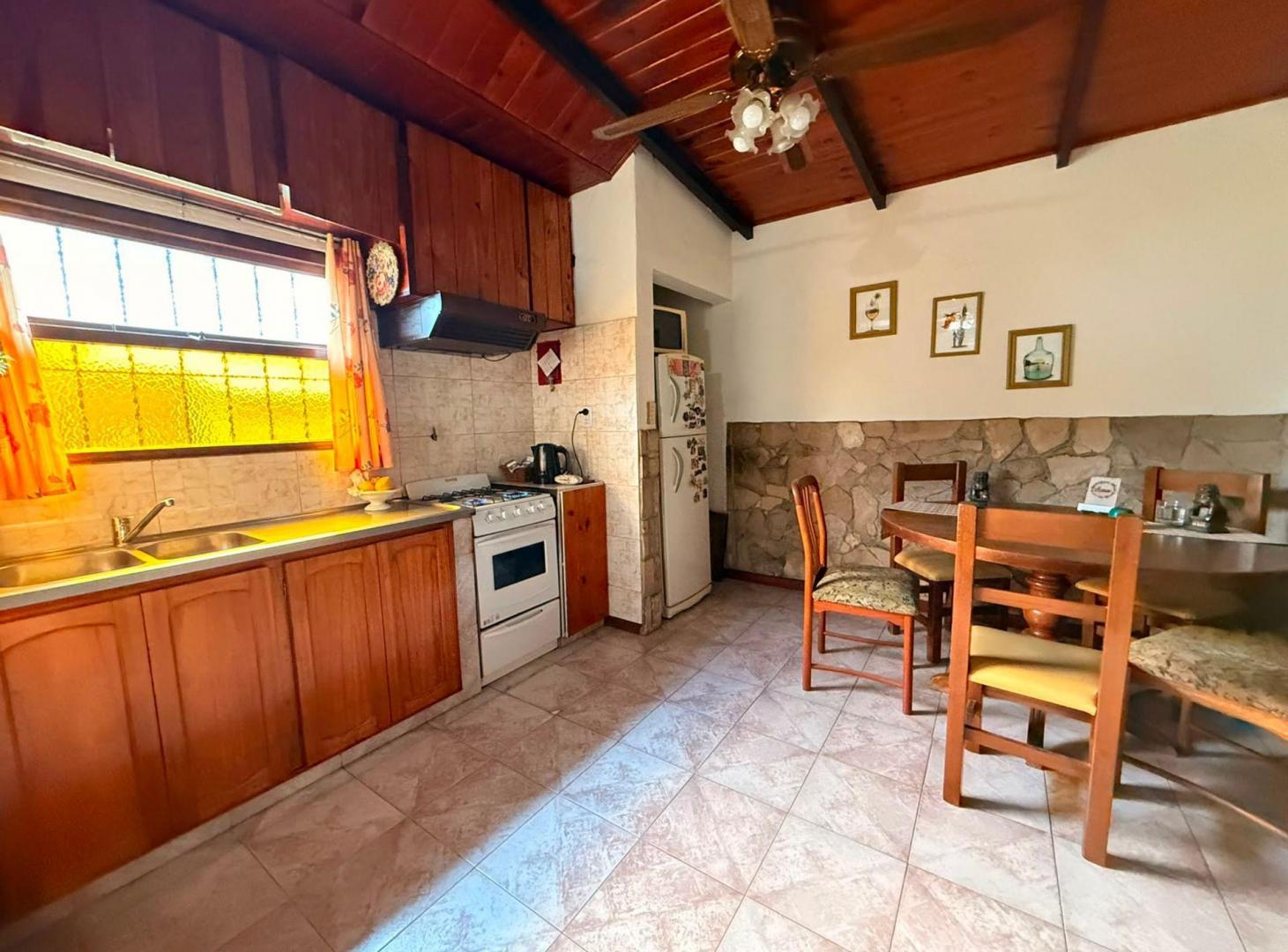 Foto de VENTA EN BLOCK - LOCAL + 2 PH EN LAS AVENIDAS, imagen 4