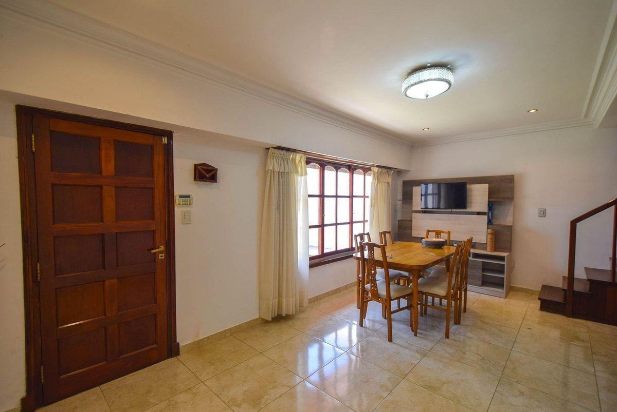 Foto de VENTA CASA 5 AMBIENTES APTO CREDITO, imagen 3