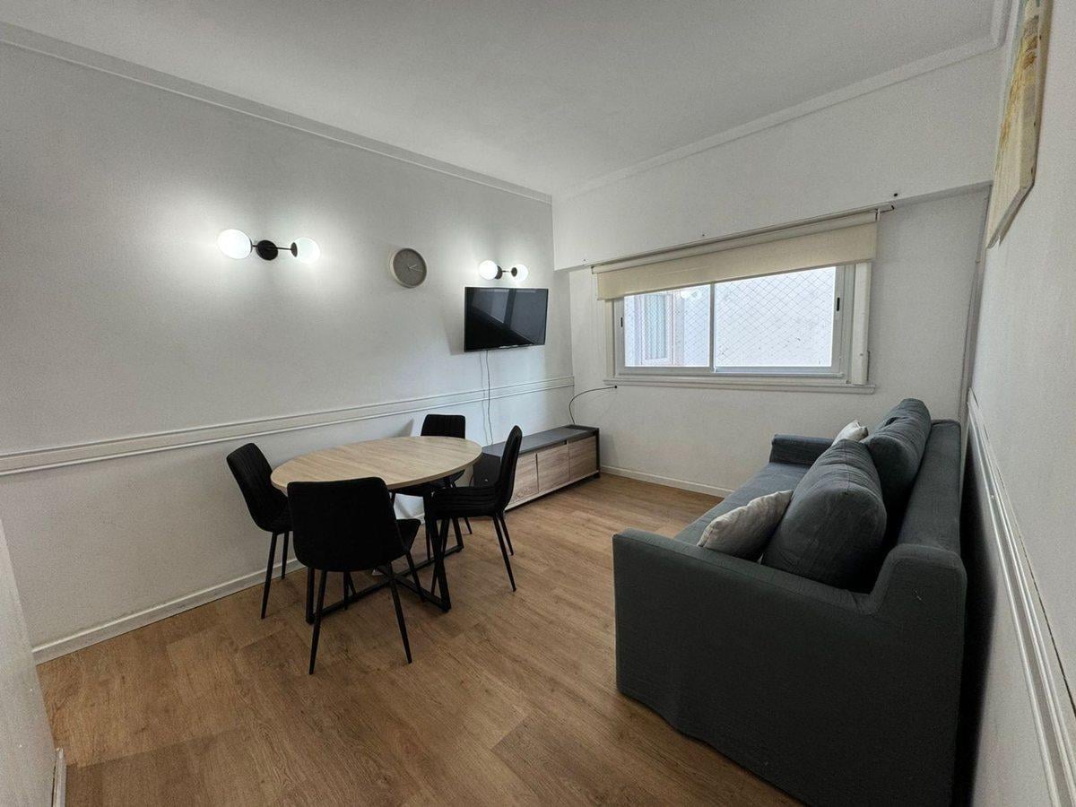 Foto de VENTA DEPTO 2 AMB LUMINOSO EN ZONA GUEMES, imagen 1