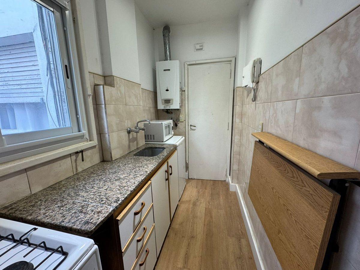 Foto de VENTA DEPTO 2 AMB LUMINOSO EN ZONA GUEMES, imagen 4