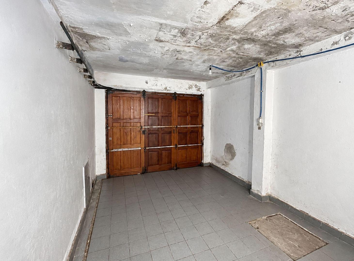 Foto de VENTA CASA 3 AMBIENTES A RECICLAR BARRIO F SANCHEZ, imagen 3