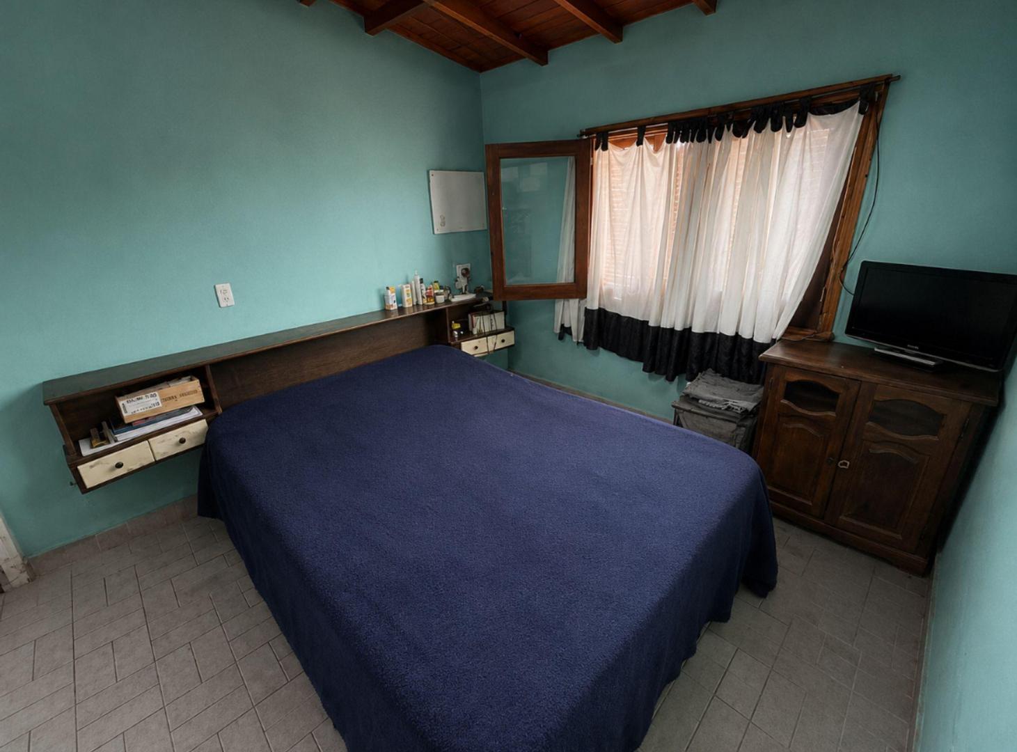 Foto de VENTA CASA 3 AMBIENTES A RECICLAR BARRIO F SANCHEZ, imagen 5