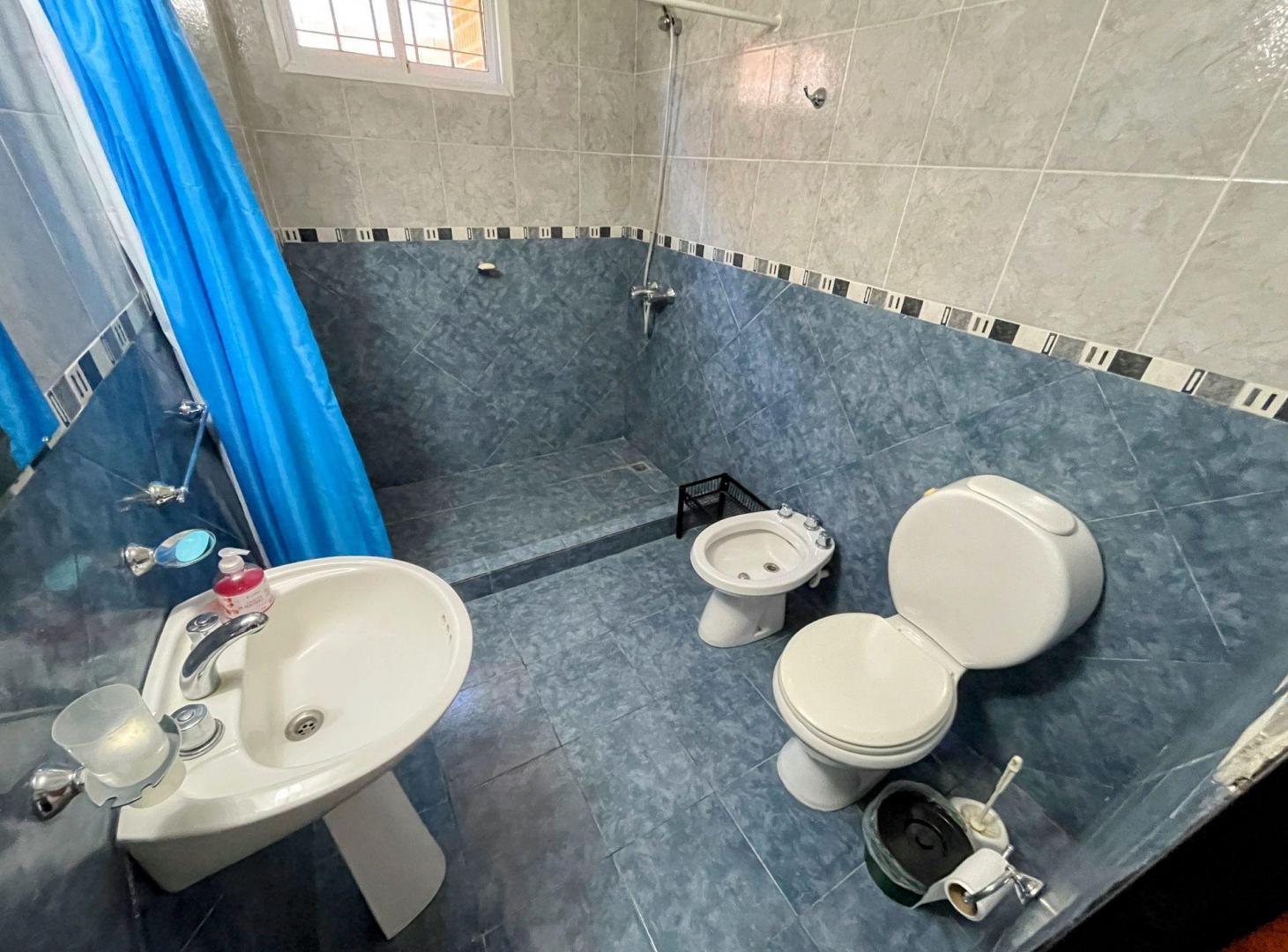 Foto de VENTA CASA 4 AMBIENTES CON PARQUE SANTA CLARA, imagen 4