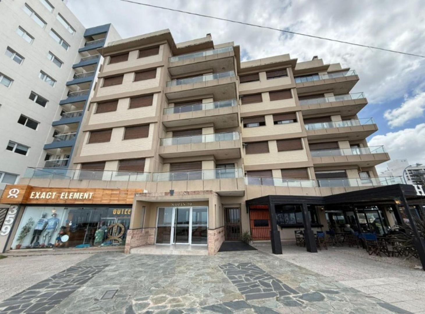 Foto de VENTA DEPARTAMENTO 3 AMB FRENTE AL MAR COCHERA, imagen 2