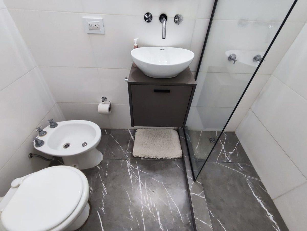 Foto de Venta PH 2AMB reciclado con patio, Villa Primera, imagen 5
