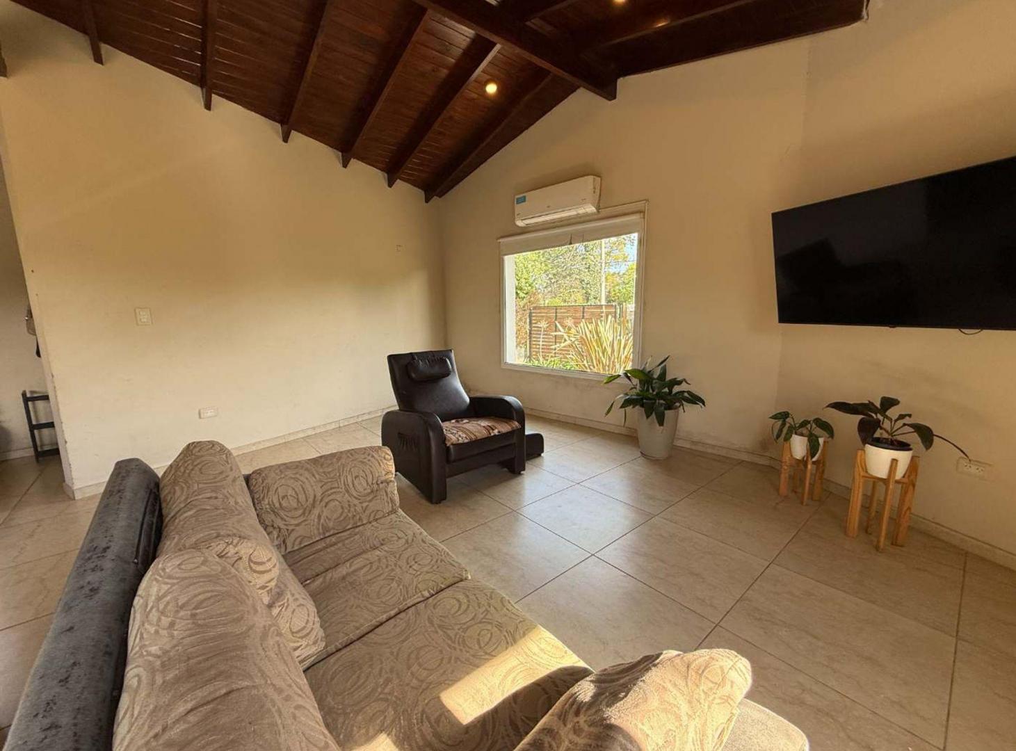 Foto de Venta Casa 4 ambientes, Bario Los Acantilados, imagen 1
