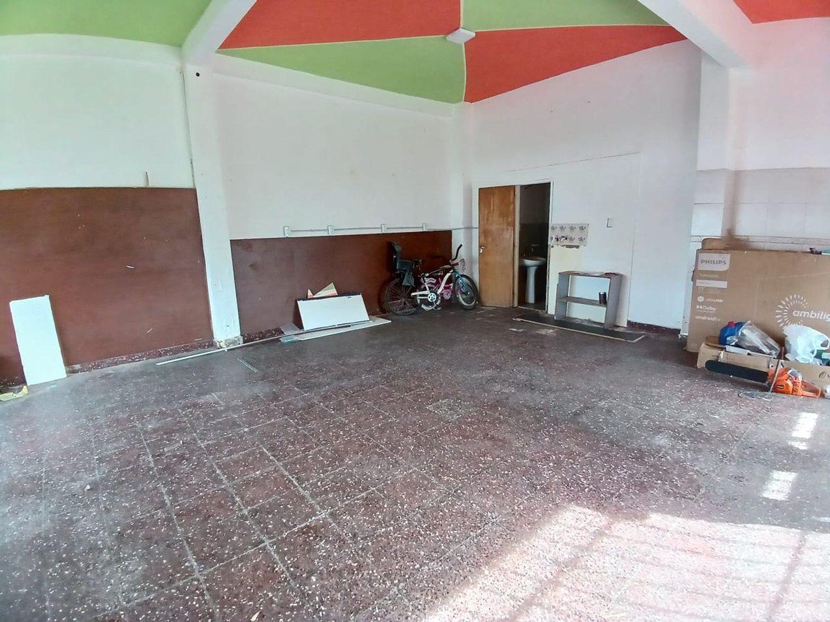 Foto de ALQUILER 24 MESES LOCAL COMERCIAL ZONA LOURDES, imagen 4