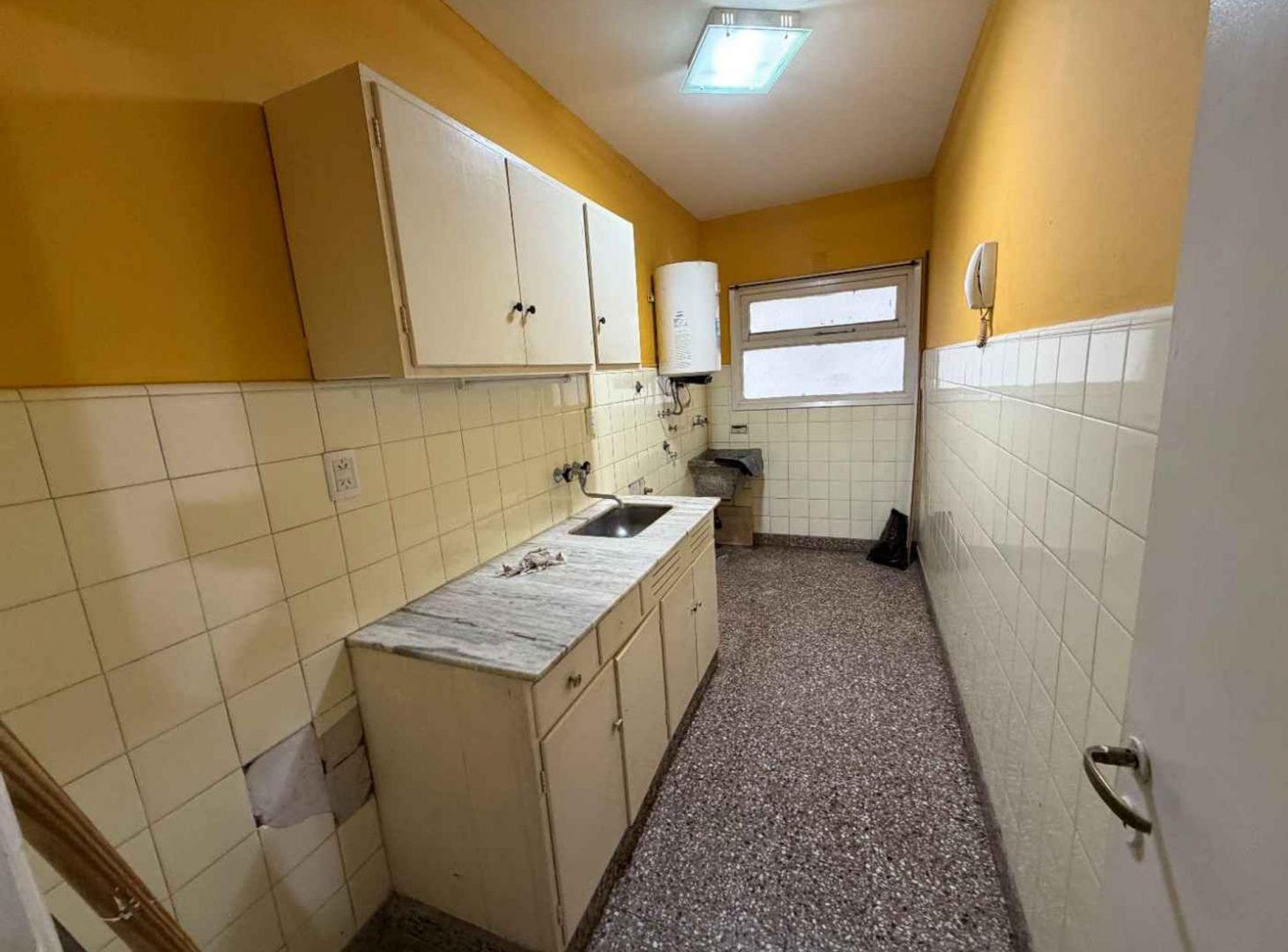 Foto de VENTA DEPARTAMENTO 2 AMBIENTES BALCON FRENTE, imagen 5