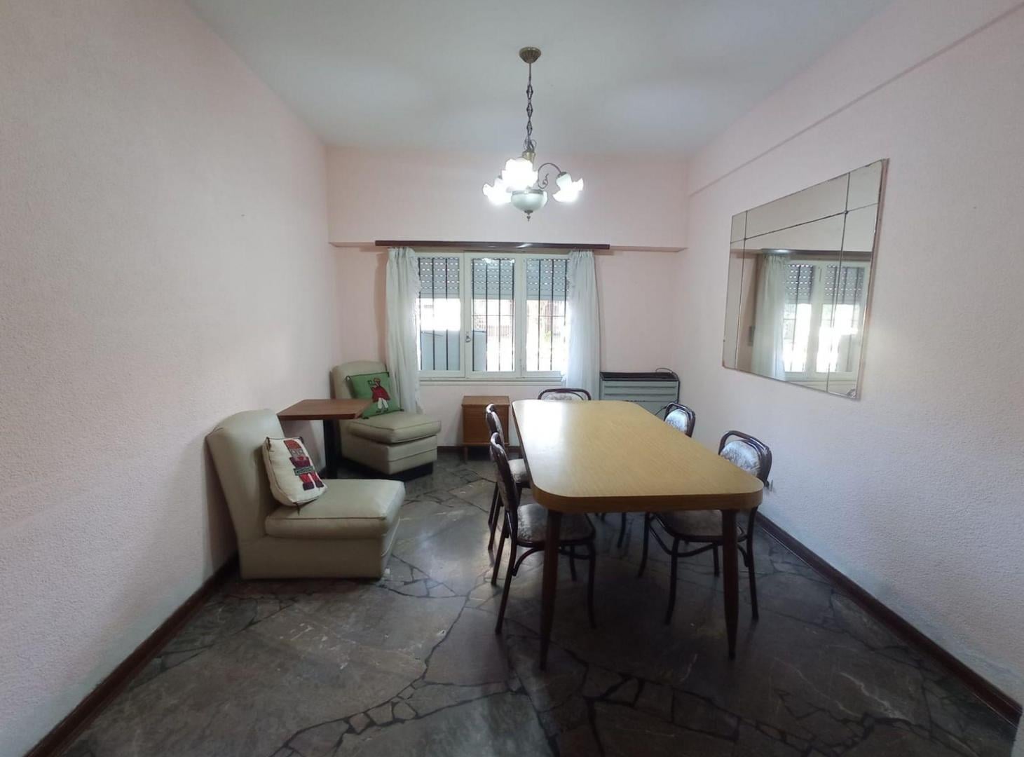 Foto de VENTA Depto 3 amb + depen. PB. Zona 1. Miramar, imagen 1
