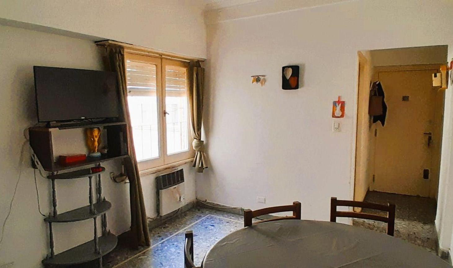 Foto de VENTA DEPARTAMENTO 2 AMB 38M2 FRENTE AL CASINO, imagen 2