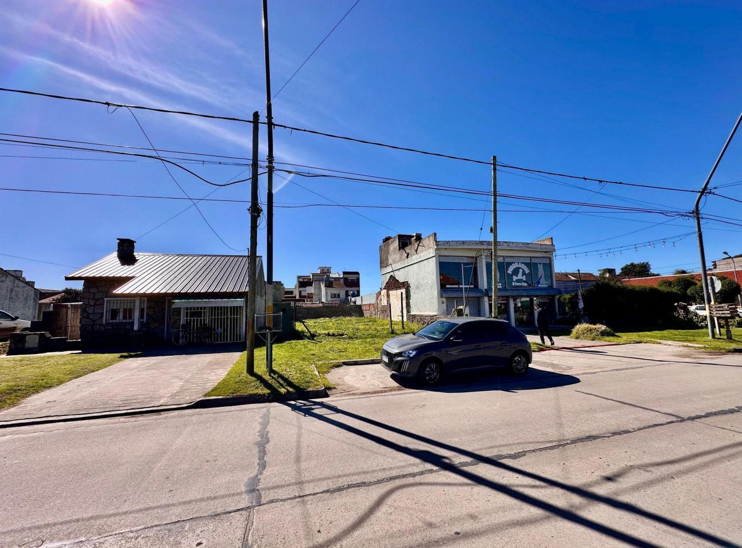 Foto de Venta de lote sobre Av. Mario Bravo -Punta Mogotes, imagen 5