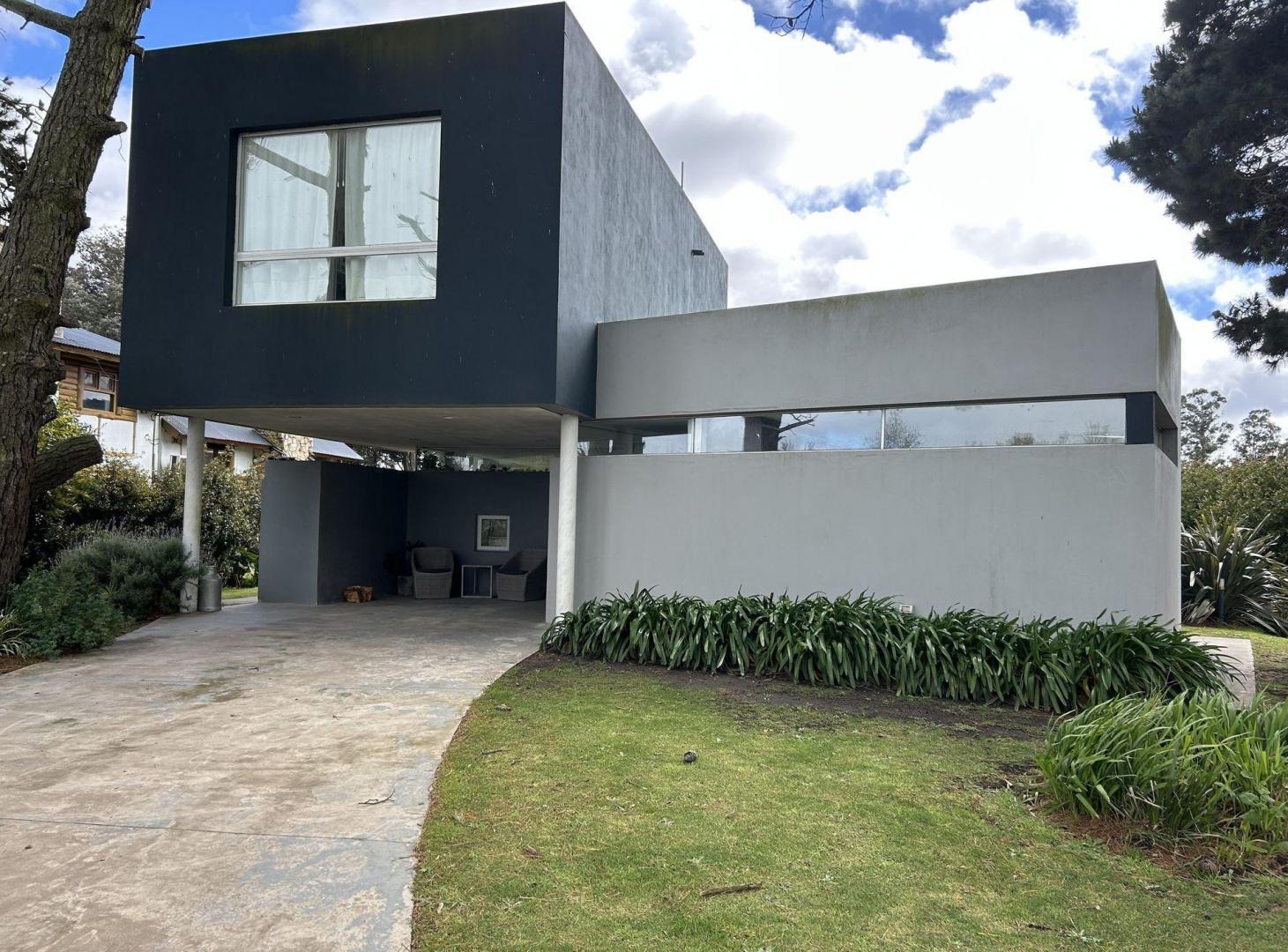 Foto de Venta casa 4 amb. – Barrancas de San Benito, imagen 3