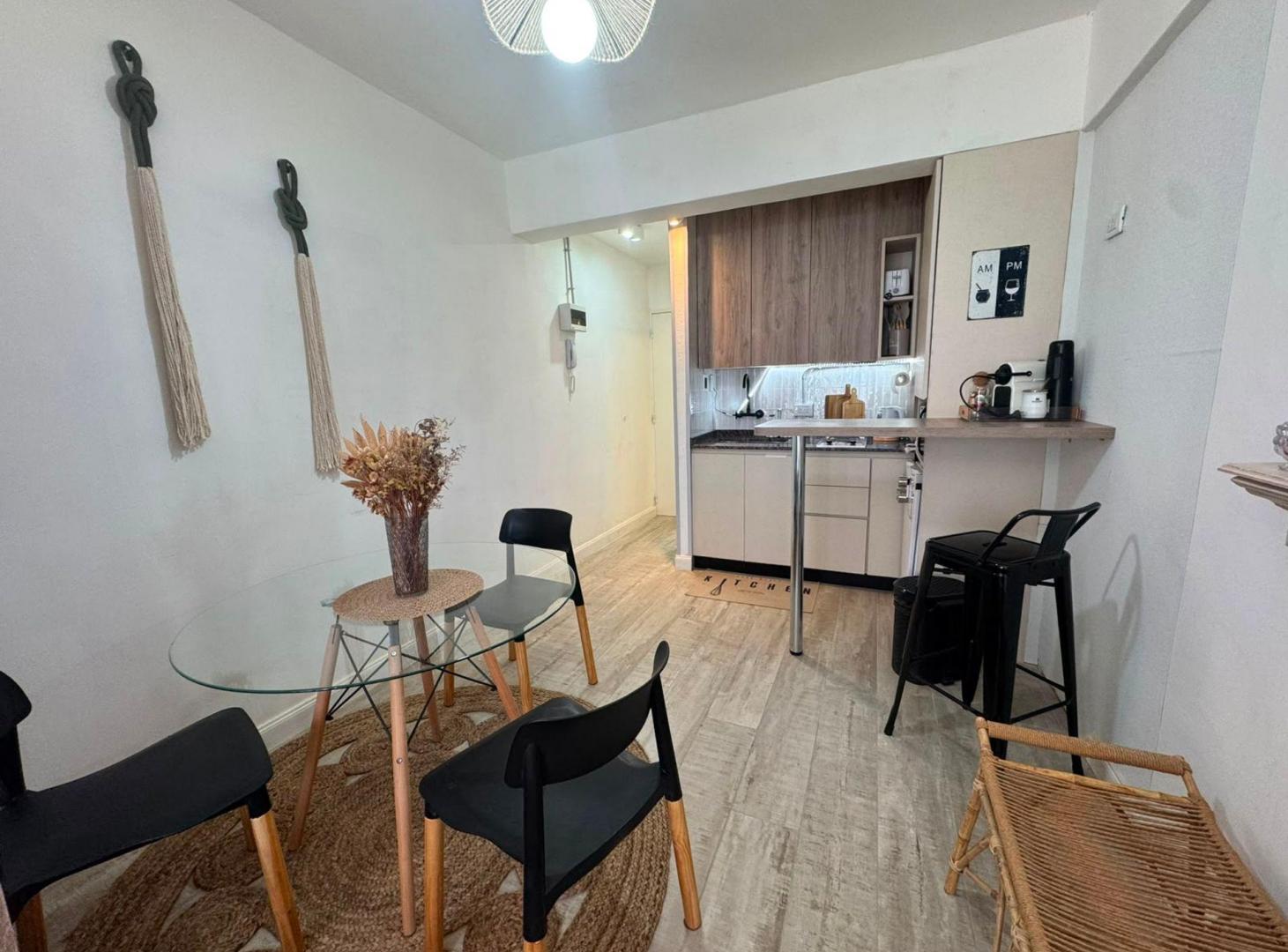 Foto de VENTA MONO PLAZA MITRE BALCON AL FRENT APTO CRED., imagen 2