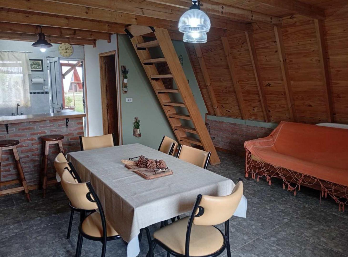 Foto de VENTA CABAÑA 3 AMB GRAN DECK SAN EDUARDO DEL MAR, imagen 4