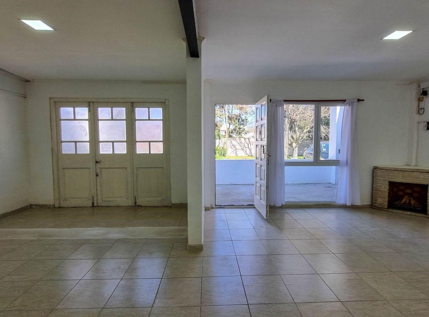 Foto de VENTA CASA PH con Garage y Patio - Caisamar, imagen 5