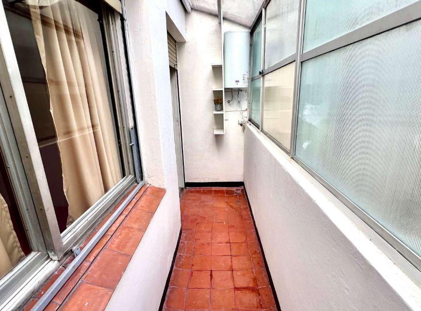 Foto de VENTA DEPTO 2 AMB LATERAL LUMINOSO 32 M2 CON PATIO, imagen 4