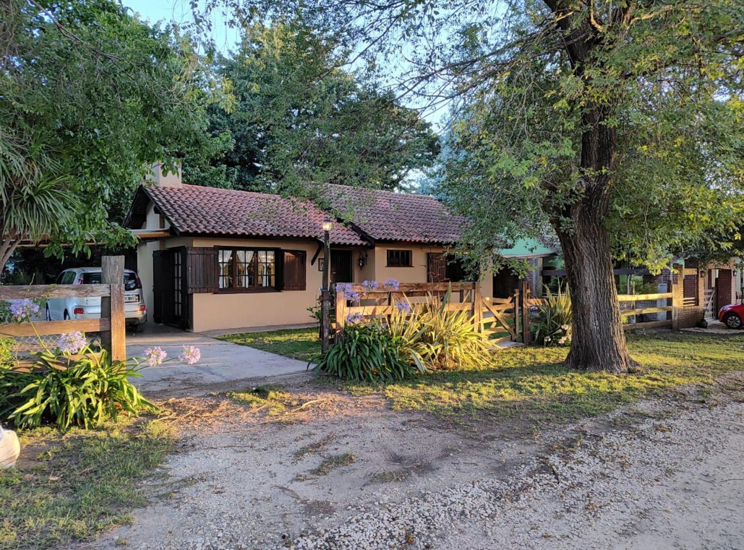 Foto de Venta casa Colinalegre 3 amb con quincho, imagen 1