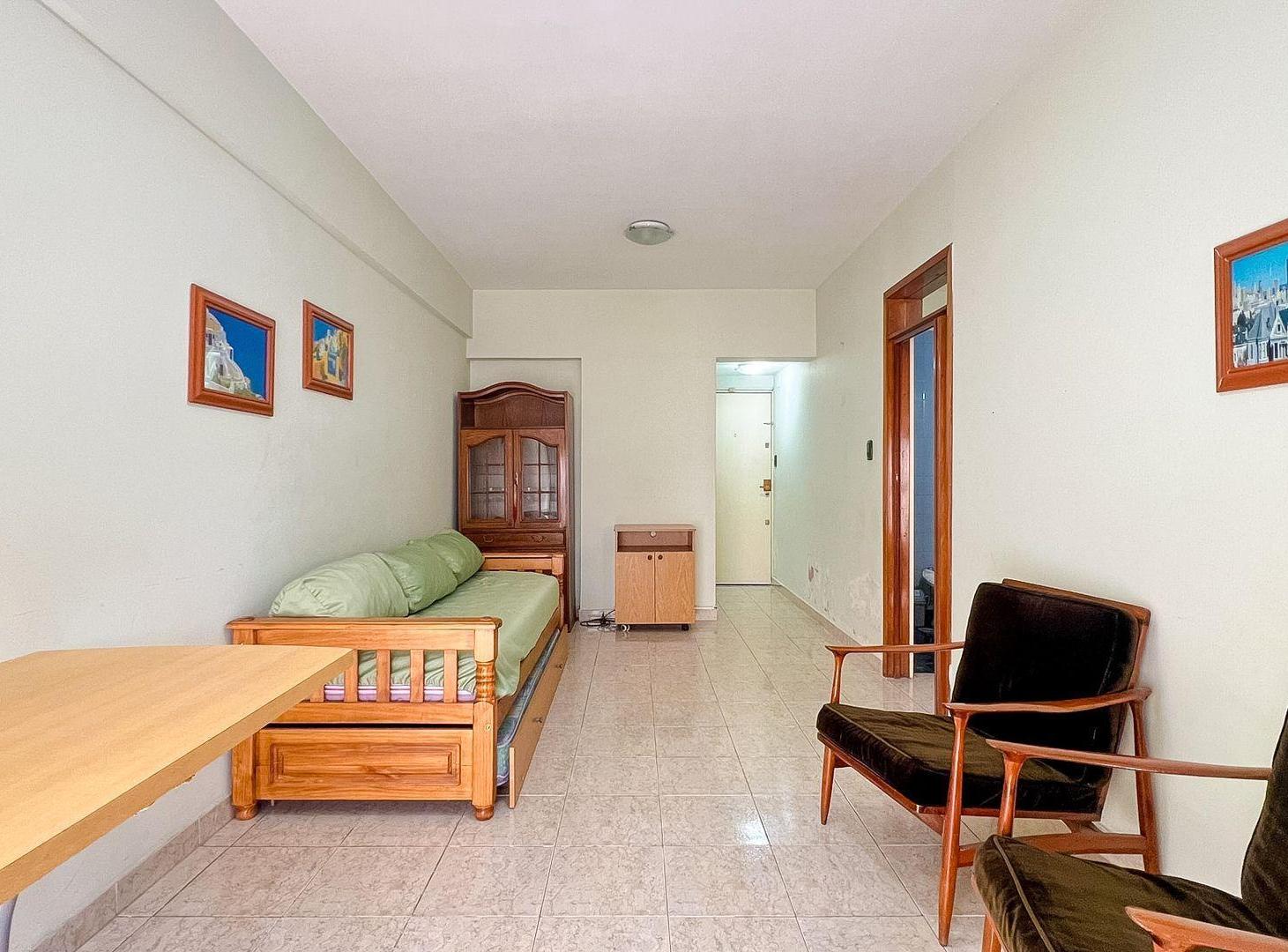 Foto de VENTA DEPTO 2 AMB AL FRENTE C/BALCON SEMIRECICLADO, imagen 4
