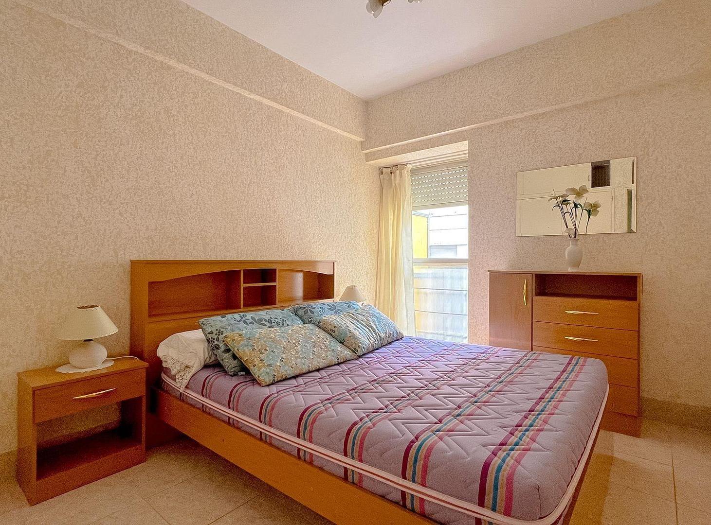 Foto de VENTA DEPTO 2 AMB AL FRENTE C/BALCON SEMIRECICLADO, imagen 1