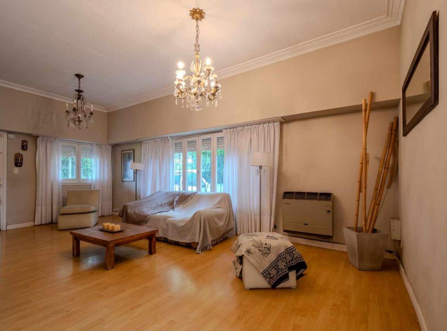 Foto de VENTA CASA 4 AMB RECICLADA JARDIN GARAGE CAISAMAR, imagen 4