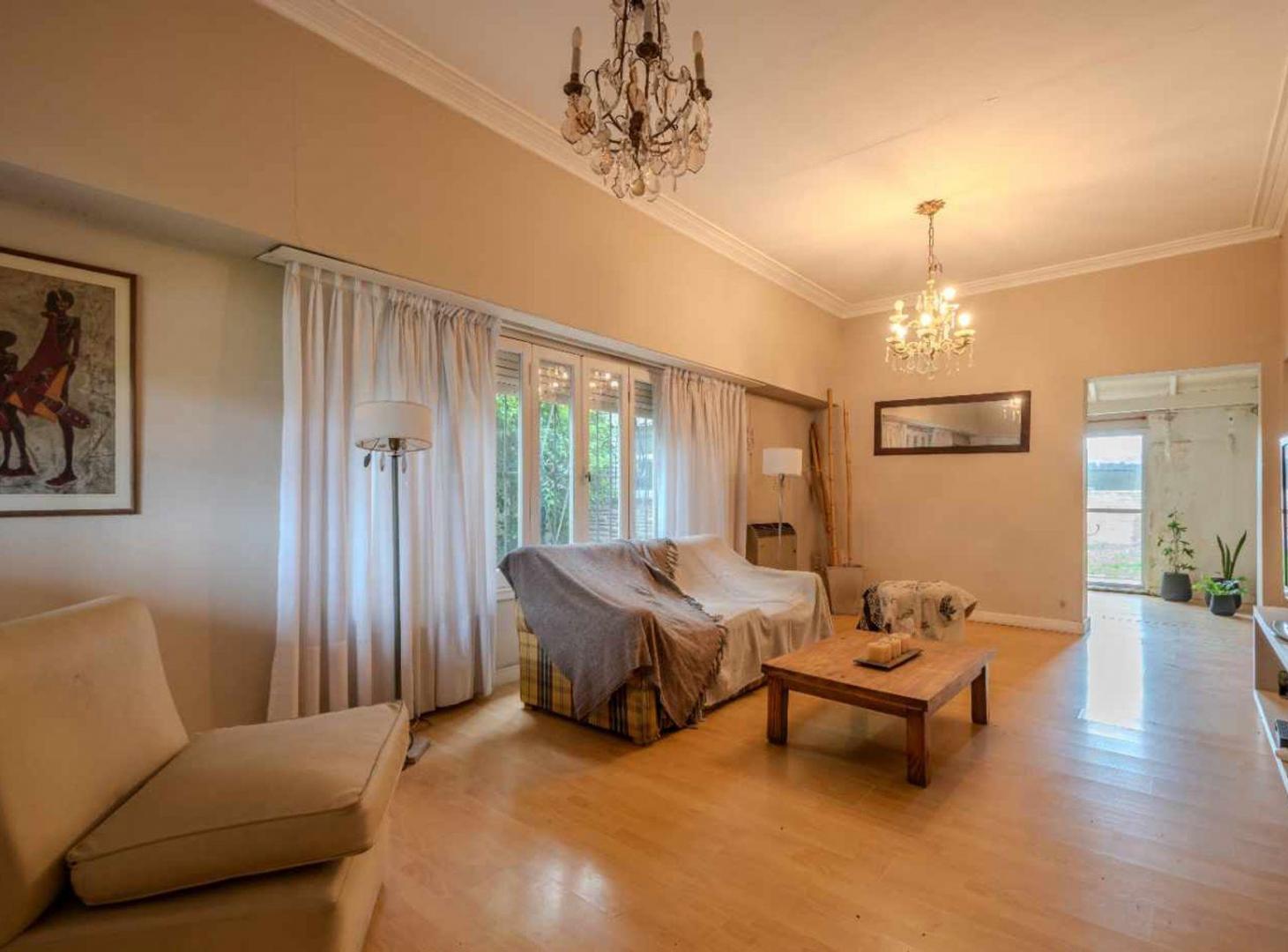 Foto de VENTA CASA 4 AMB RECICLADA JARDIN GARAGE CAISAMAR, imagen 1