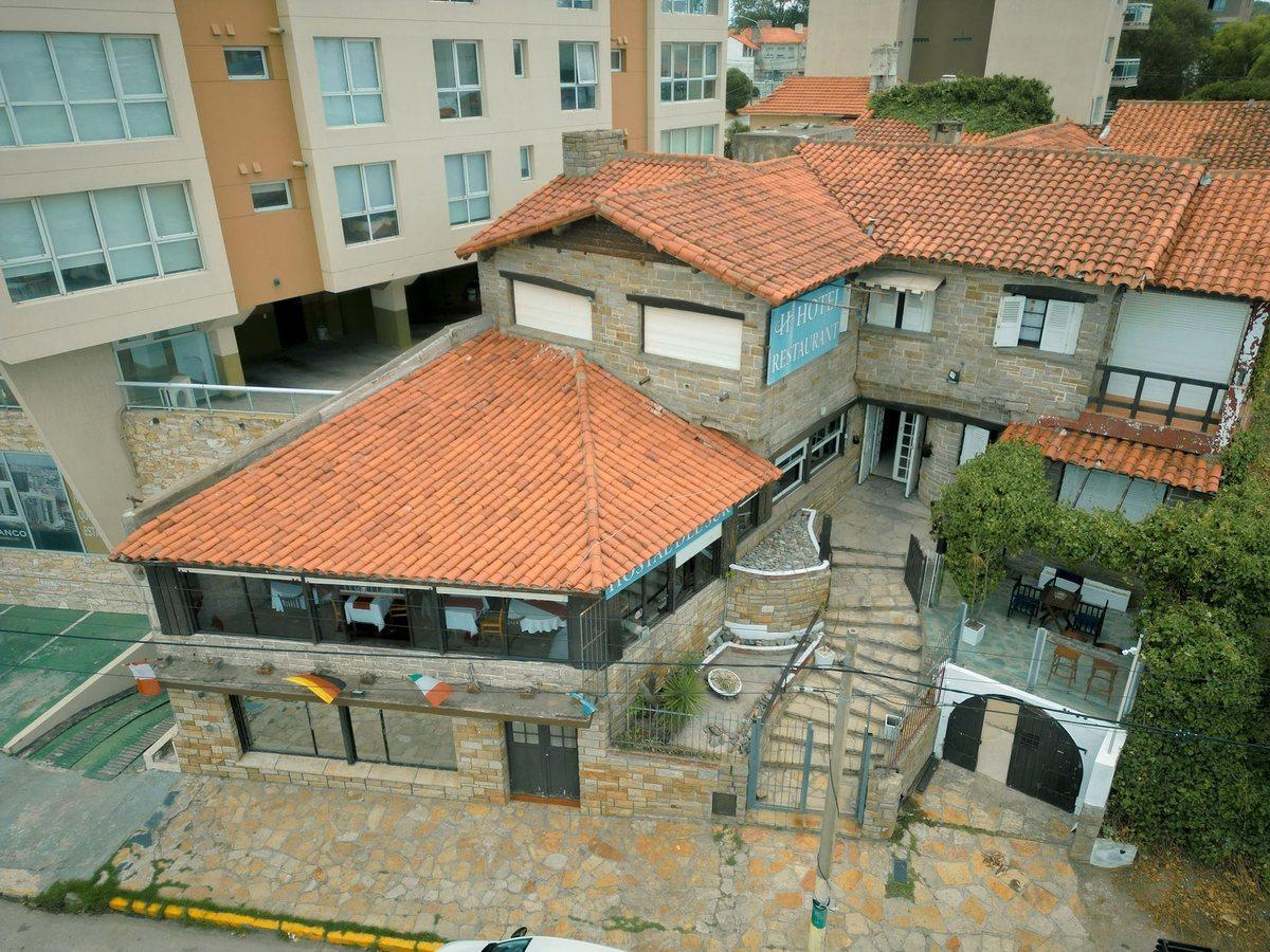 Foto de VENTA HOTEL FRENTE AL MAR PUNTA MOGOTES, imagen 4