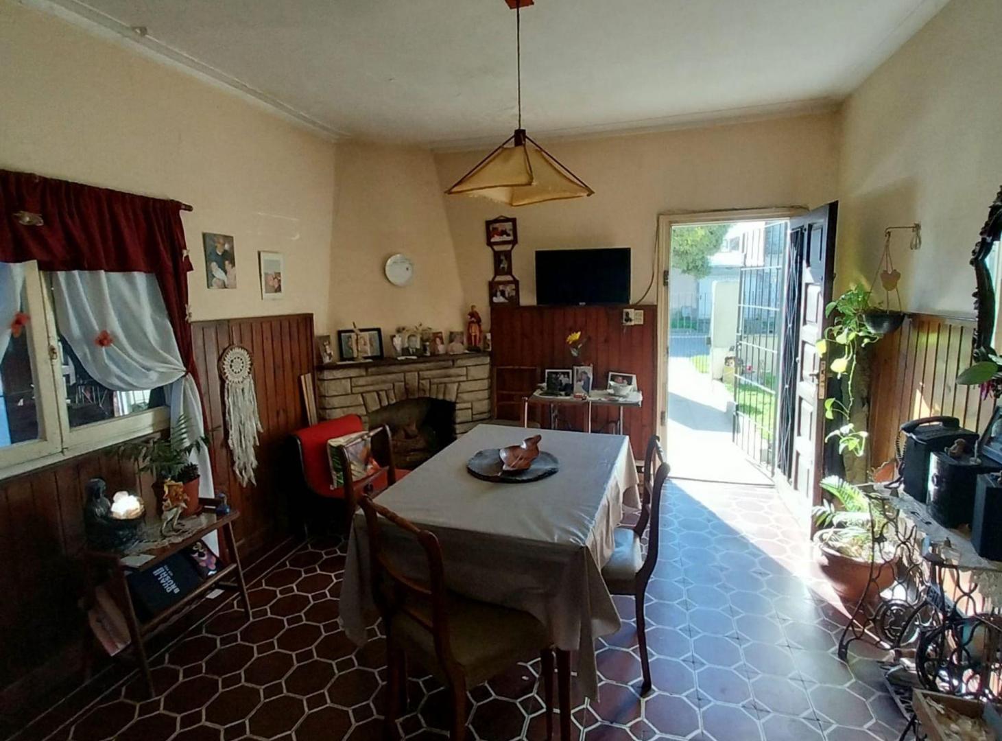 Foto de VENTA CASA 3 AMBIENTES BERNARDINO RIVADAVIA, imagen 5