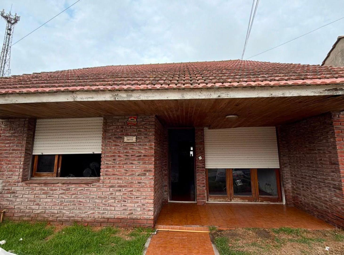 Foto de Venta PH tipo casa 3 ambientes, jardin, a reformar, imagen 2