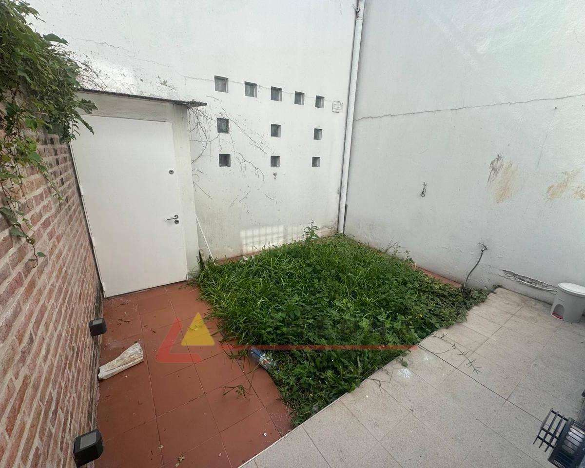 Departamento 3 Ambientes Tipo Loft con Patio en Venta 4