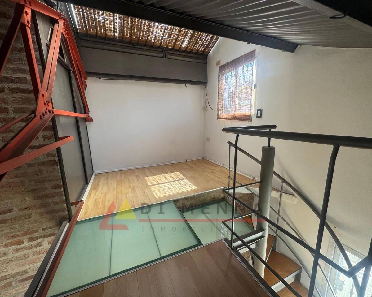 Departamento 3 Ambientes Tipo Loft con Patio en Venta 2