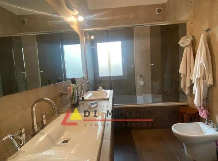 Casa venta Devoto Griveo 3700 8.66 x 33 3