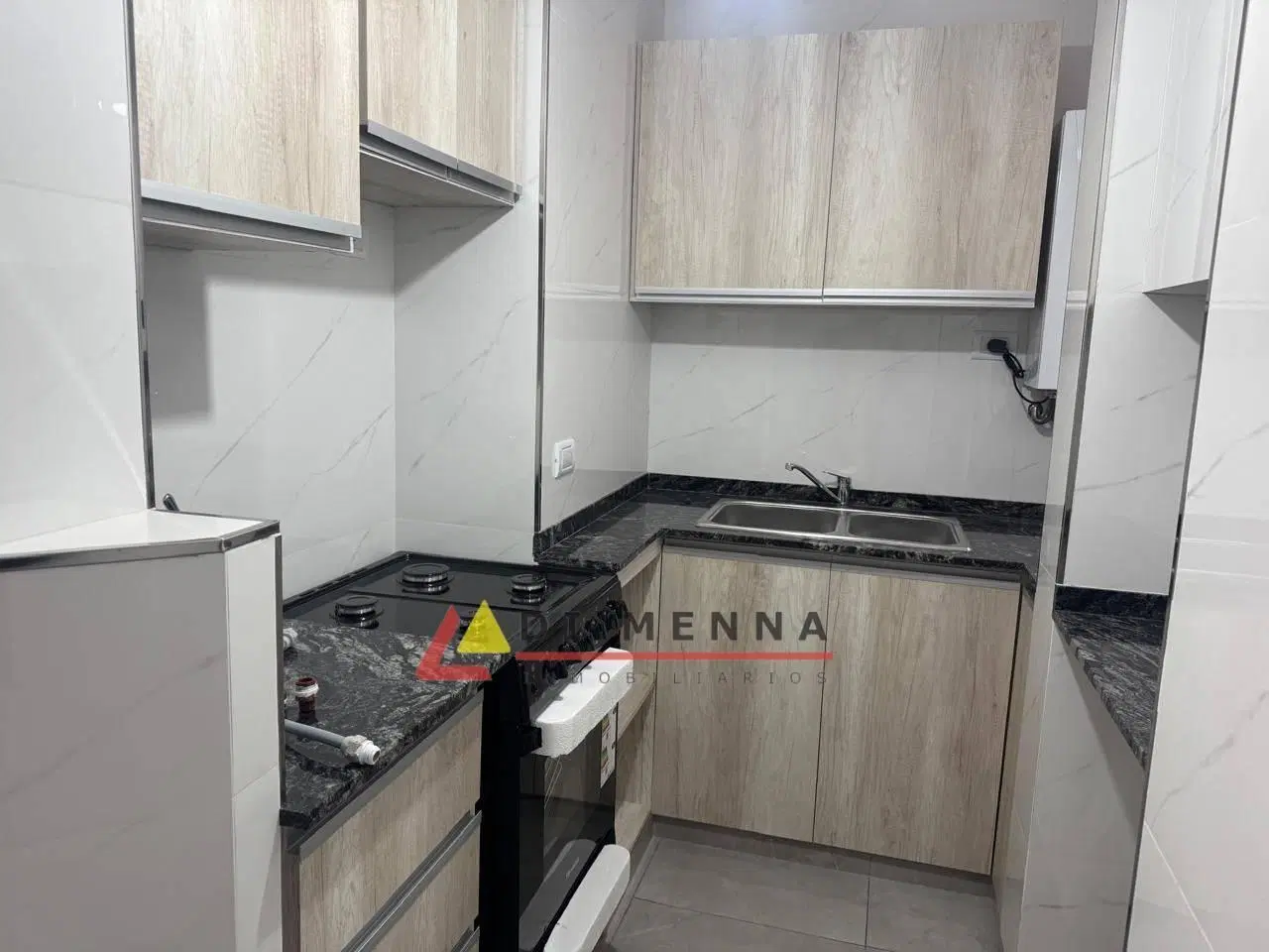 Venta 3 ambientes estrenar planta baja Salvador Maria Carril 3
