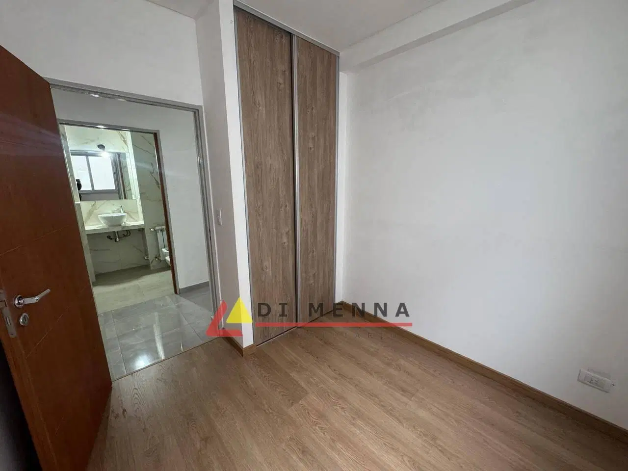 Venta 3 ambientes estrenar planta baja Salvador Maria Carril 3