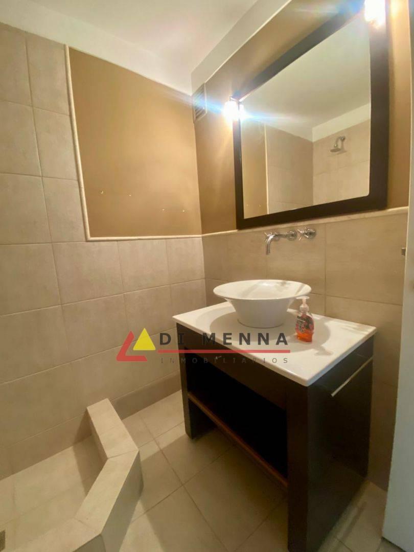 Foto de Venta 3 ambientes recoleta Coronel Diaz 1700 contrafrente piso 8, imagen 1