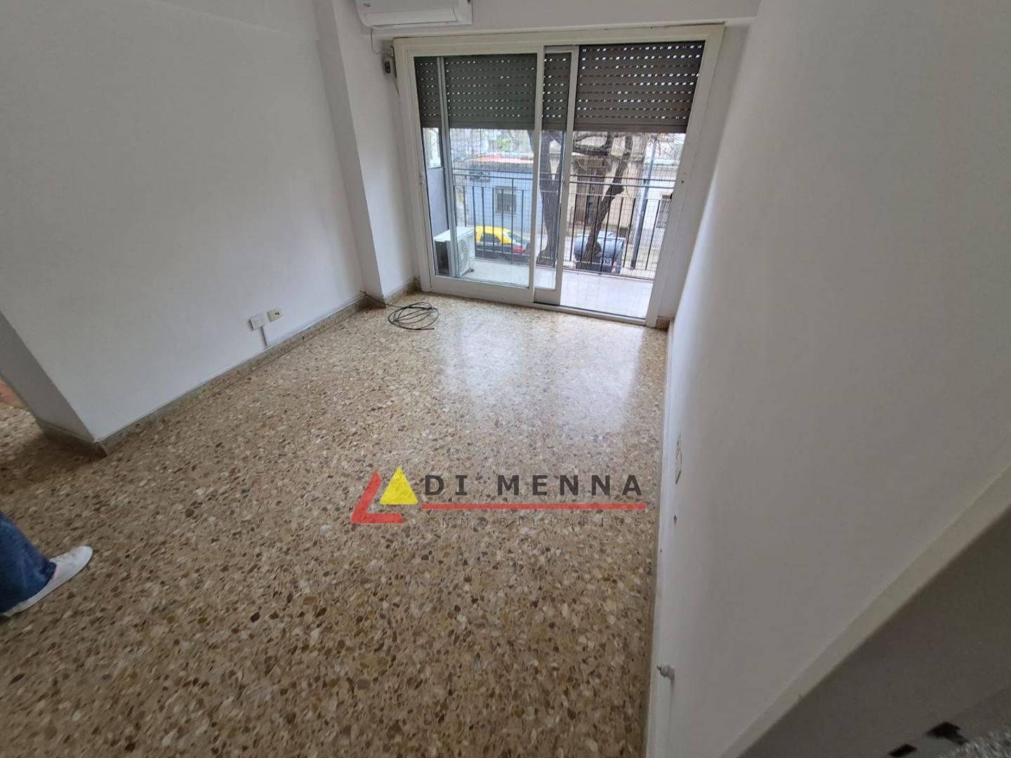 Foto de Departamento 2 ambientes. | Mariano Acha al 900, imagen 1