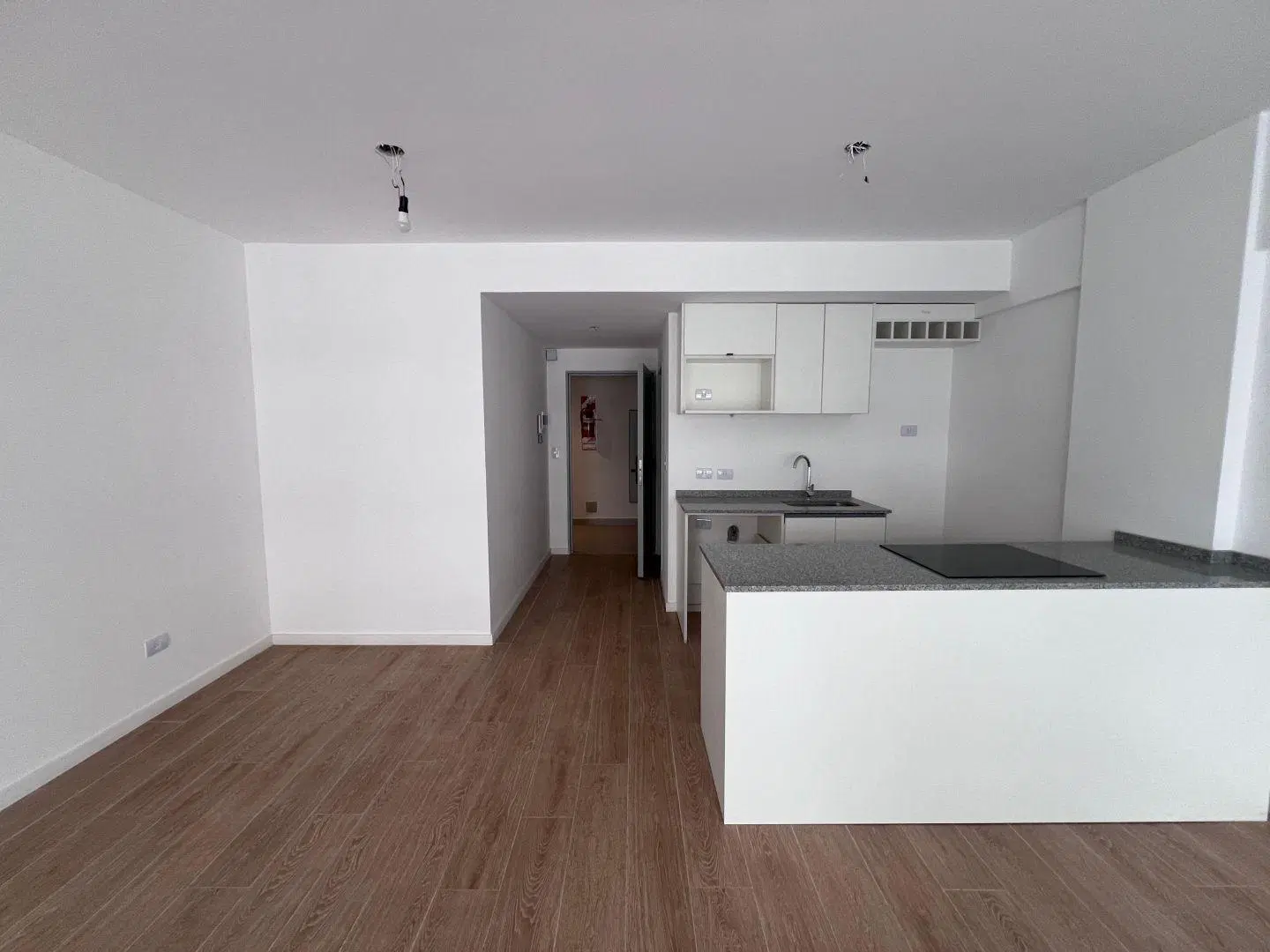 Departamento monoambiente. | Franklin Delano Roosevelt al 1500 2