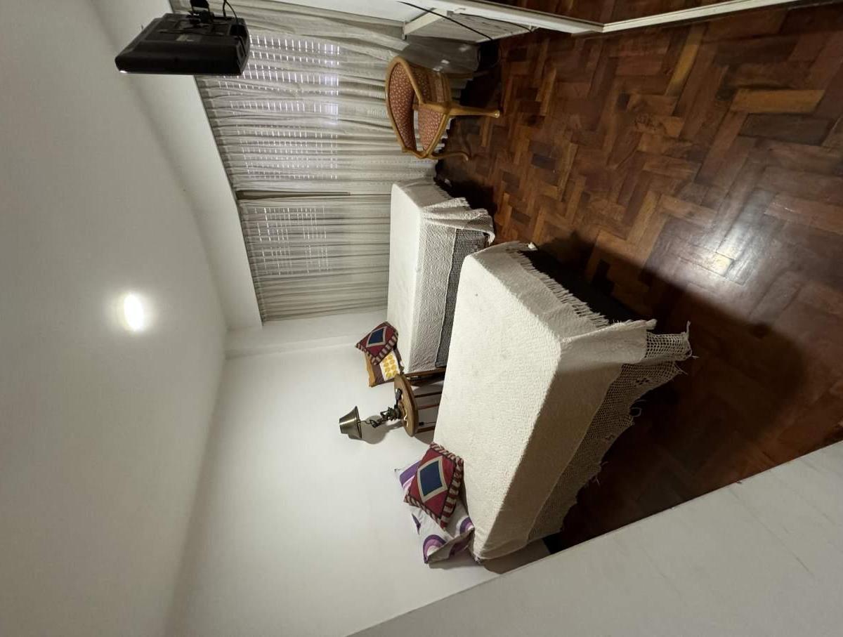 Venta Departamento de Cuatro Dorm. en Nueva Cordoba con Balcon 5