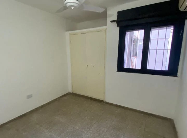 ALQUILO CASA DE TRES DORMITORIOS EN BARRIO JARDIN CON PATIO 5