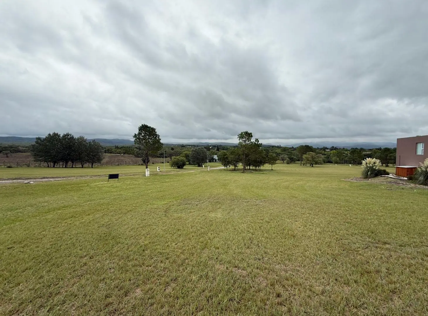 Lote en venta en barrio cerrado de Carlos Paz Financiación propia con cancha de golf de 18 hoyos 2